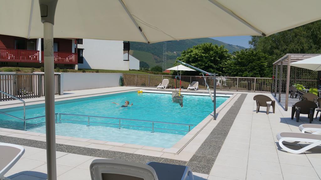 ホテル Vvf Pays Basque サン・テティエンヌ・ド・バイゴリ エクステリア 写真